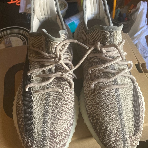 Yeezy 350 v2 zyon - Picture 3 of 7